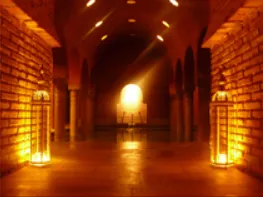 Detalle artesanal de los portavelas