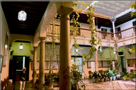 Calles del Albaicín al atardecer